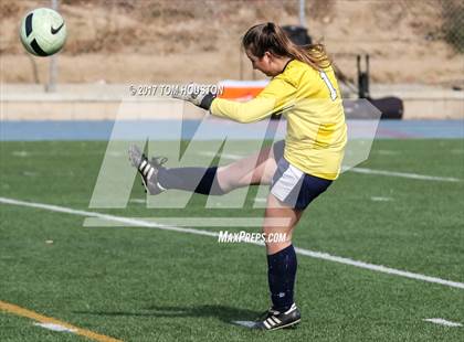 Thumbnail 1 in Flintridge Prep vs. Chaminade (La Salle Tournament) photogallery.