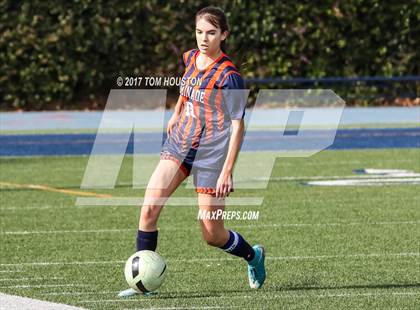 Thumbnail 3 in Flintridge Prep vs. Chaminade (La Salle Tournament) photogallery.