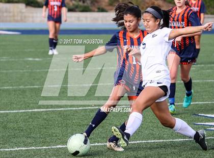 Thumbnail 1 in Flintridge Prep vs. Chaminade (La Salle Tournament) photogallery.