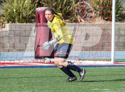 Thumbnail 3 in Flintridge Prep vs. Chaminade (La Salle Tournament) photogallery.