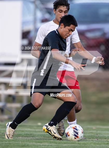Thumbnail 3 in Williamston vs. Grosse Ile (MHSAA D3 Reg Semifinal) photogallery.