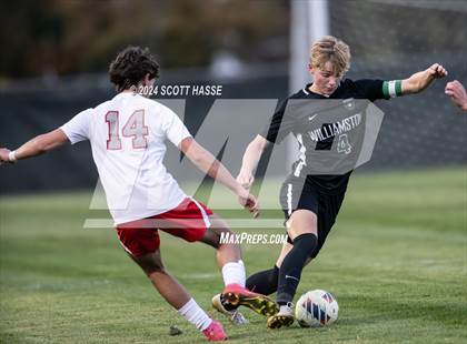 Thumbnail 2 in Williamston vs. Grosse Ile (MHSAA D3 Reg Semifinal) photogallery.