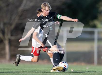 Thumbnail 3 in Williamston vs. Grosse Ile (MHSAA D3 Reg Semifinal) photogallery.