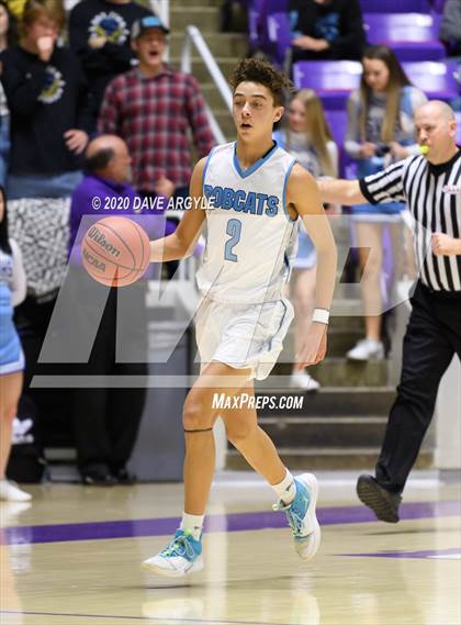 Thumbnail 1 in Hurricane vs. Sky View (UHSAA 4A Quarterfinal) photogallery.