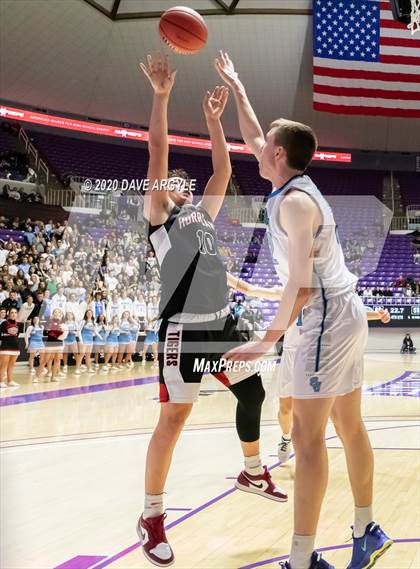 Thumbnail 1 in Hurricane vs. Sky View (UHSAA 4A Quarterfinal) photogallery.