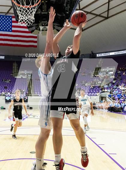 Thumbnail 3 in Hurricane vs. Sky View (UHSAA 4A Quarterfinal) photogallery.