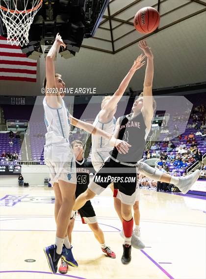 Thumbnail 2 in Hurricane vs. Sky View (UHSAA 4A Quarterfinal) photogallery.