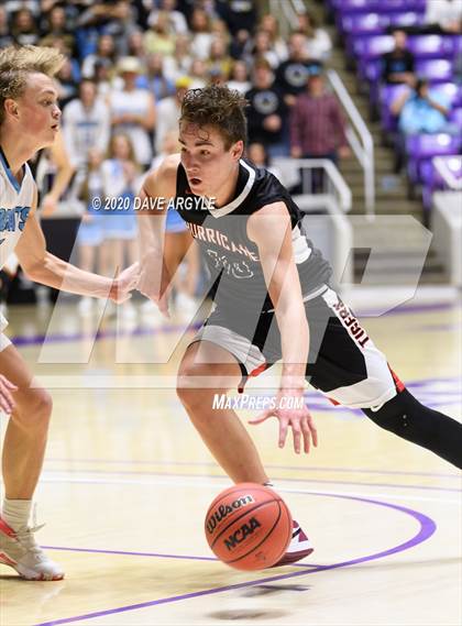 Thumbnail 1 in Hurricane vs. Sky View (UHSAA 4A Quarterfinal) photogallery.