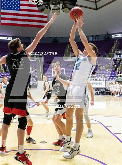 Thumbnail 3 in Hurricane vs. Sky View (UHSAA 4A Quarterfinal) photogallery.