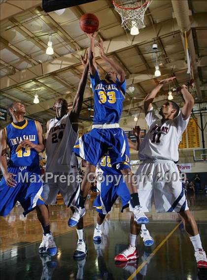 Thumbnail 1 in Findlay Prep vs. De La Salle (City of Palms Classic) photogallery.