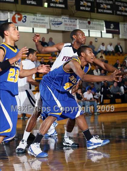 Thumbnail 3 in Findlay Prep vs. De La Salle (City of Palms Classic) photogallery.