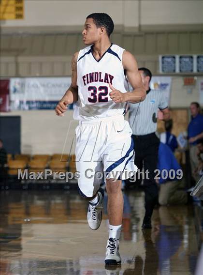 Thumbnail 1 in Findlay Prep vs. De La Salle (City of Palms Classic) photogallery.