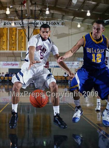 Thumbnail 3 in Findlay Prep vs. De La Salle (City of Palms Classic) photogallery.