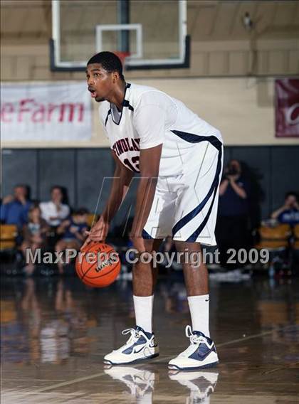 Thumbnail 1 in Findlay Prep vs. De La Salle (City of Palms Classic) photogallery.