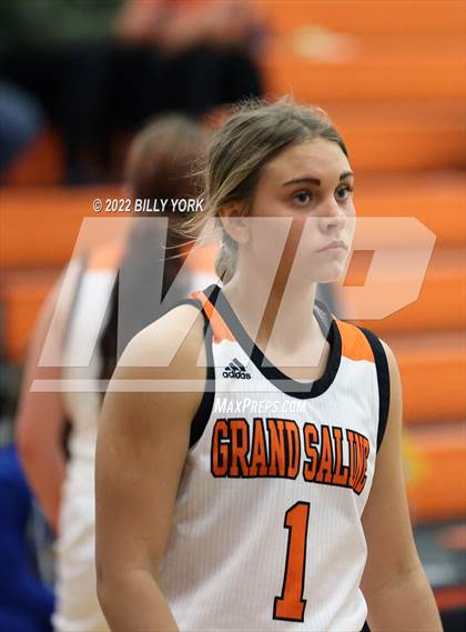 Thumbnail 1 in Grand Saline vs Cumberland Academy photogallery.