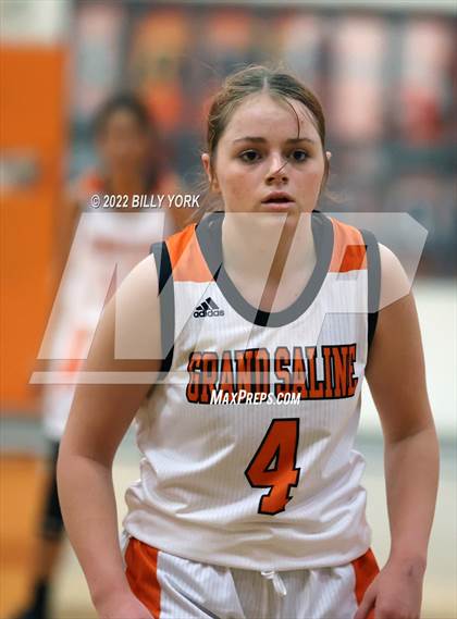 Thumbnail 1 in Grand Saline vs Cumberland Academy photogallery.