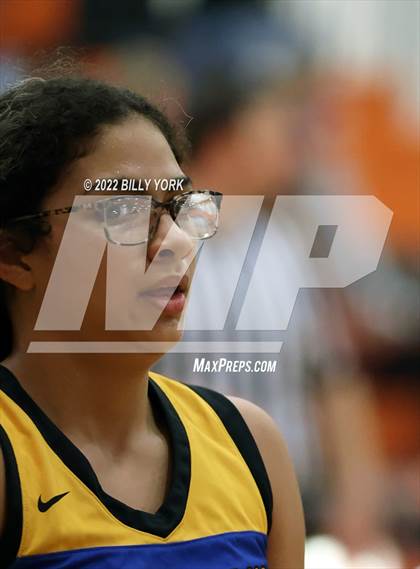 Thumbnail 1 in Grand Saline vs Cumberland Academy photogallery.