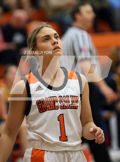 Thumbnail 2 in Grand Saline vs Cumberland Academy photogallery.