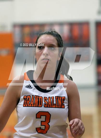 Thumbnail 3 in Grand Saline vs Cumberland Academy photogallery.