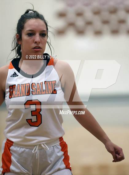 Thumbnail 2 in Grand Saline vs Cumberland Academy photogallery.