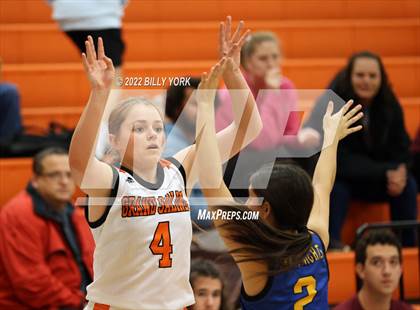 Thumbnail 3 in Grand Saline vs Cumberland Academy photogallery.