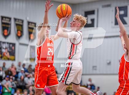 Thumbnail 2 in Walnut Ridge vs Cave City (3A-2 District Tournament) photogallery.