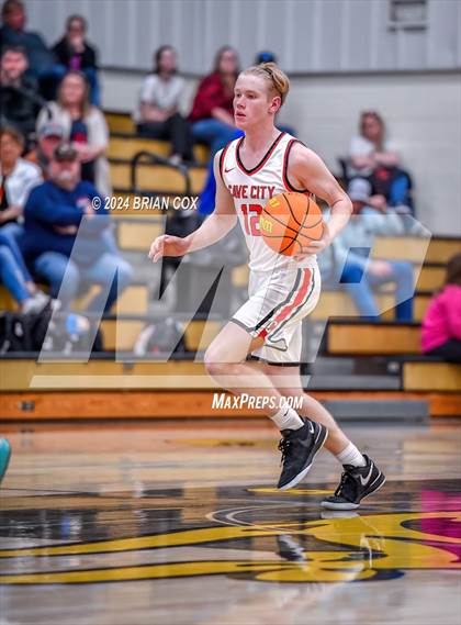 Thumbnail 2 in Walnut Ridge vs Cave City (3A-2 District Tournament) photogallery.
