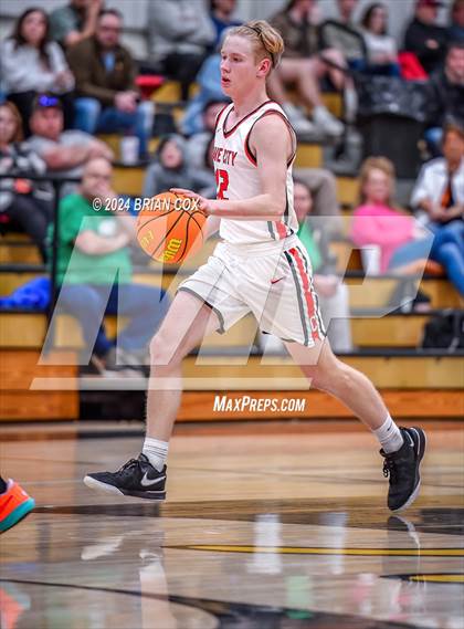 Thumbnail 1 in Walnut Ridge vs Cave City (3A-2 District Tournament) photogallery.
