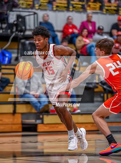 Thumbnail 3 in Walnut Ridge vs Cave City (3A-2 District Tournament) photogallery.