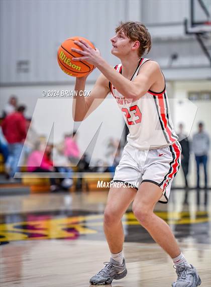 Thumbnail 2 in Walnut Ridge vs Cave City (3A-2 District Tournament) photogallery.