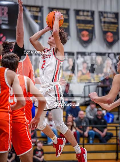 Thumbnail 2 in Walnut Ridge vs Cave City (3A-2 District Tournament) photogallery.