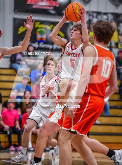 Thumbnail 1 in Walnut Ridge vs Cave City (3A-2 District Tournament) photogallery.