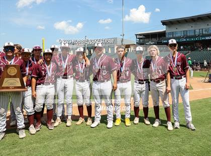 Thumbnail 2 in London vs. Wall (UIL 3A Baseball State Semifinal Medal Ceremony) photogallery.