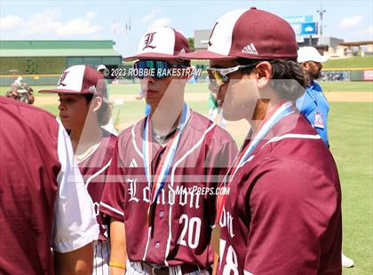 Thumbnail 2 in London vs. Wall (UIL 3A Baseball State Semifinal Medal Ceremony) photogallery.
