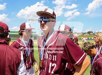 Thumbnail 2 in London vs. Wall (UIL 3A Baseball State Semifinal Medal Ceremony) photogallery.