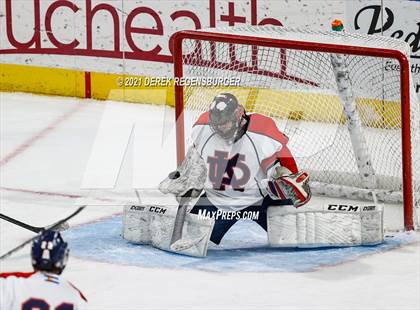 Thumbnail 3 in Battle Mountain vs Kent Denver (CHSAA 4A Semifinals) photogallery.