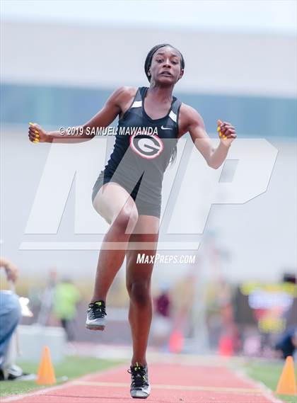 Thumbnail 1 in CIF SS Ford Track and Field Master’s Meet photogallery.