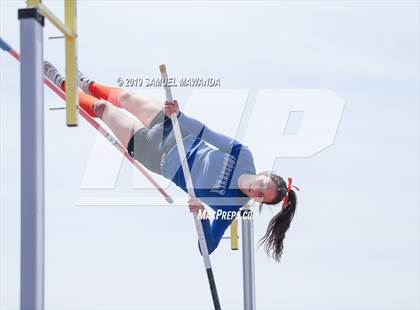 Thumbnail 2 in CIF SS Ford Track and Field Master’s Meet photogallery.