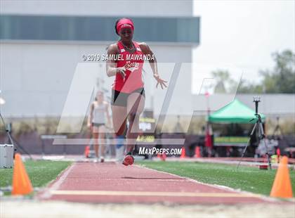 Thumbnail 2 in CIF SS Ford Track and Field Master’s Meet photogallery.