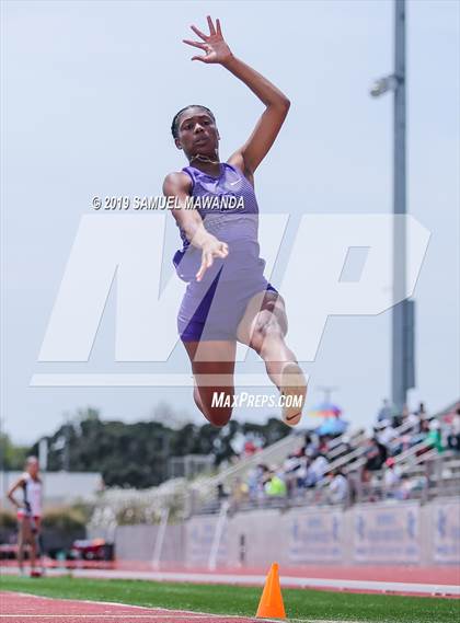 Thumbnail 2 in CIF SS Ford Track and Field Master’s Meet photogallery.