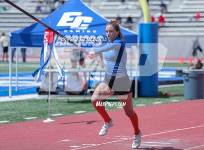 Thumbnail 3 in CIF SS Ford Track and Field Master’s Meet photogallery.