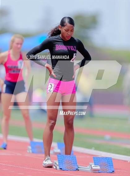 Thumbnail 3 in CIF SS Ford Track and Field Master’s Meet photogallery.