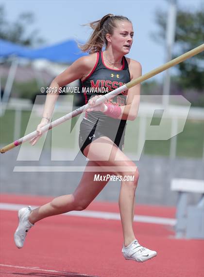 Thumbnail 2 in CIF SS Ford Track and Field Master’s Meet photogallery.