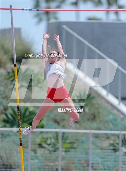 Thumbnail 1 in CIF SS Ford Track and Field Master’s Meet photogallery.