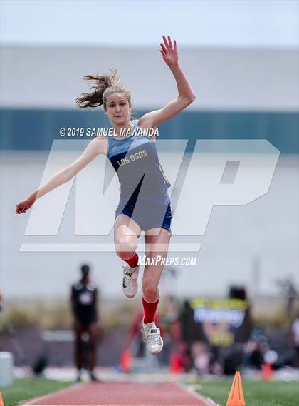 Thumbnail 3 in CIF SS Ford Track and Field Master’s Meet photogallery.