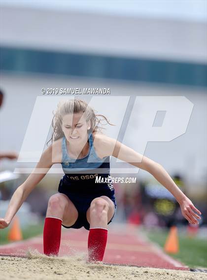 Thumbnail 3 in CIF SS Ford Track and Field Master’s Meet photogallery.