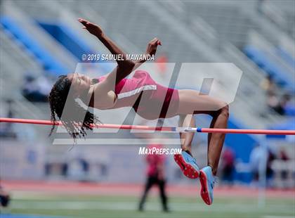 Thumbnail 2 in CIF SS Ford Track and Field Master’s Meet photogallery.