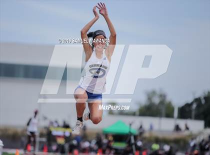 Thumbnail 2 in CIF SS Ford Track and Field Master’s Meet photogallery.