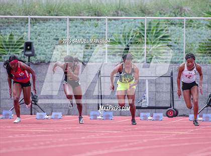 Thumbnail 2 in CIF SS Ford Track and Field Master’s Meet photogallery.