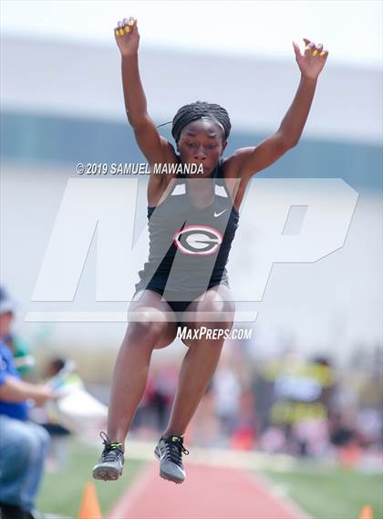 Thumbnail 2 in CIF SS Ford Track and Field Master’s Meet photogallery.